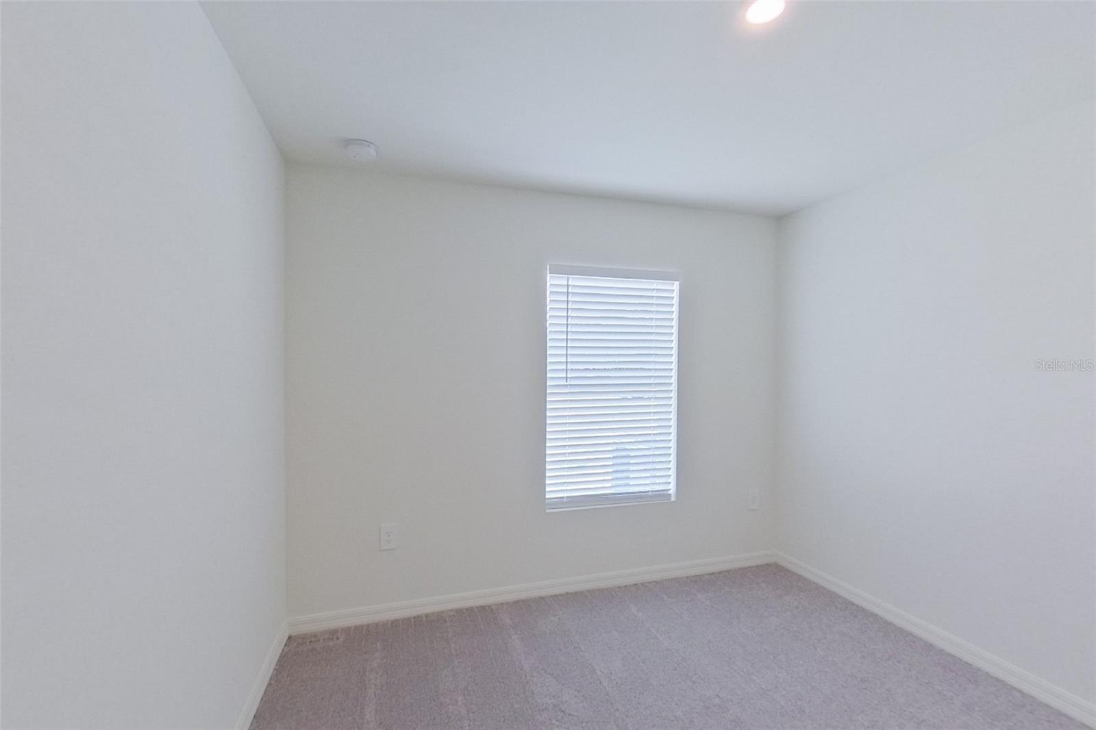 4020 Garden Blvd Property Photo 8