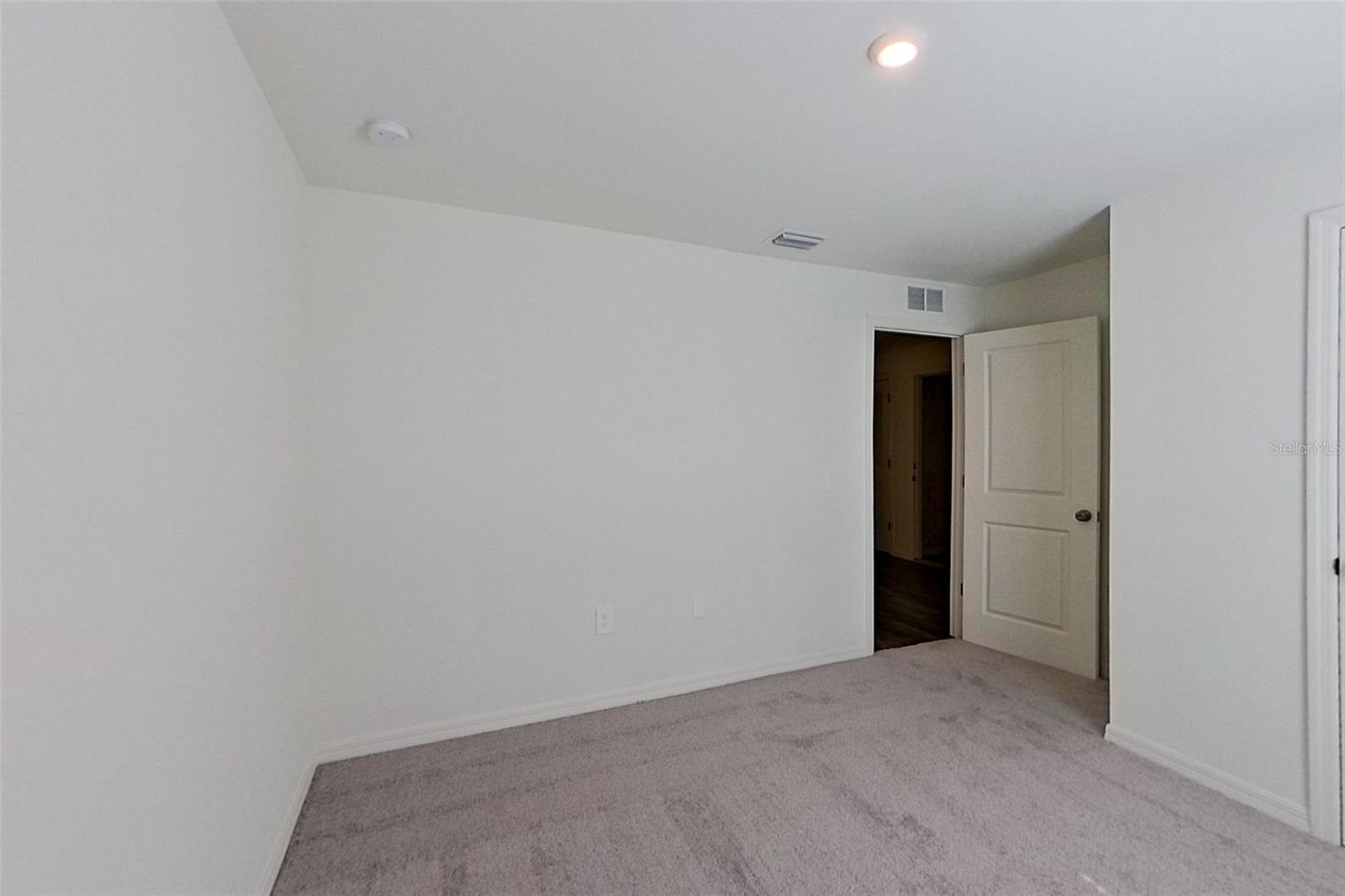 4020 Garden Blvd Property Photo 14