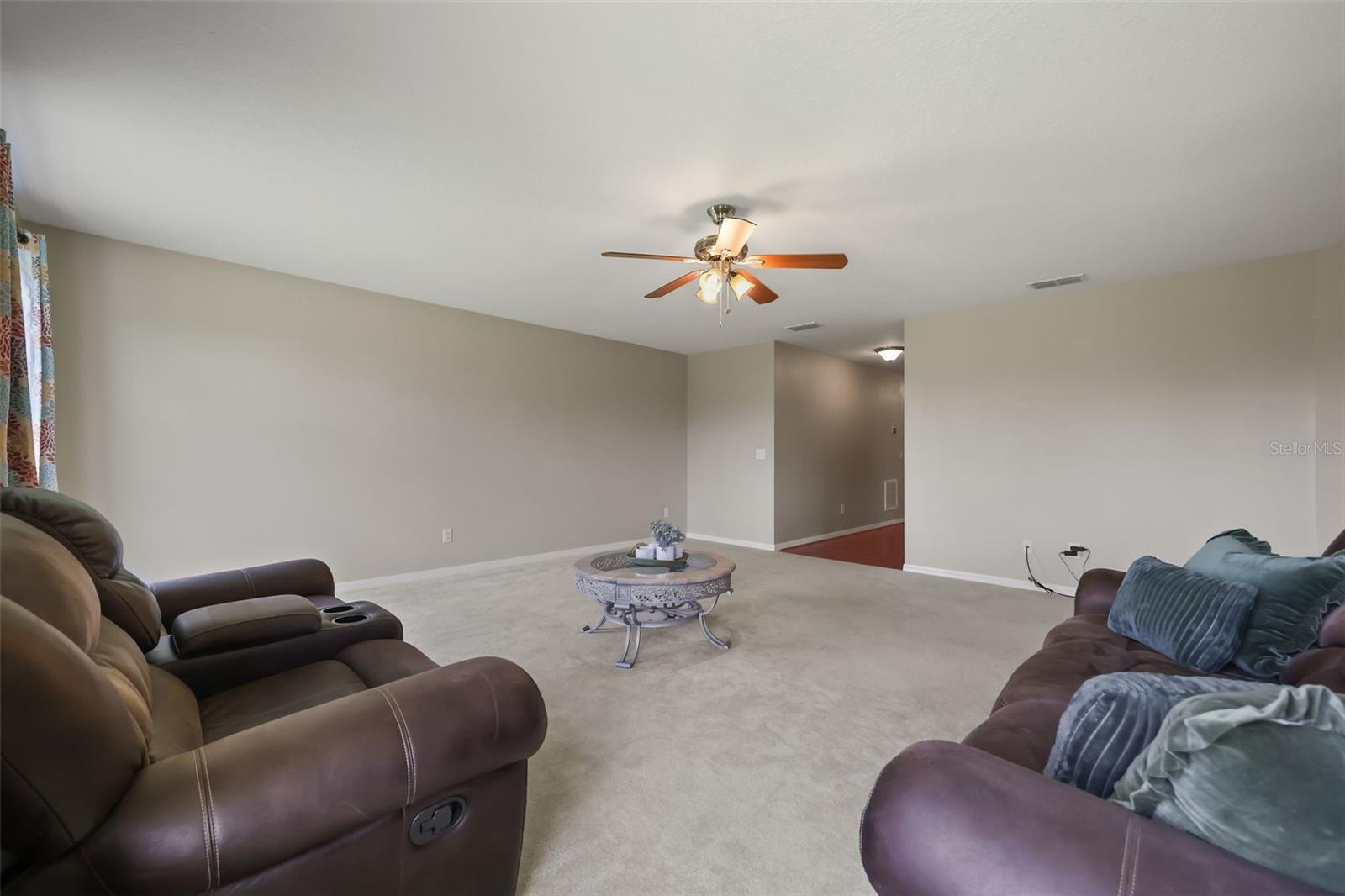 3018 Boating Blvd Property Photo 6