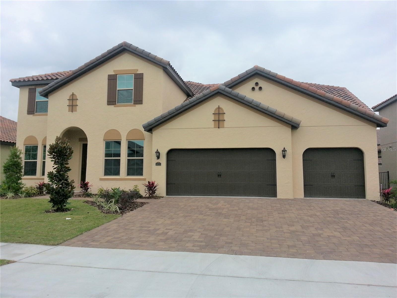 8415 MOREHOUSE DR Property Photo 1