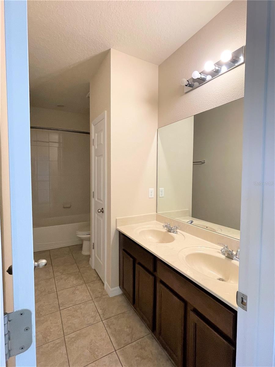 8415 Morehouse Dr Property Photo 24