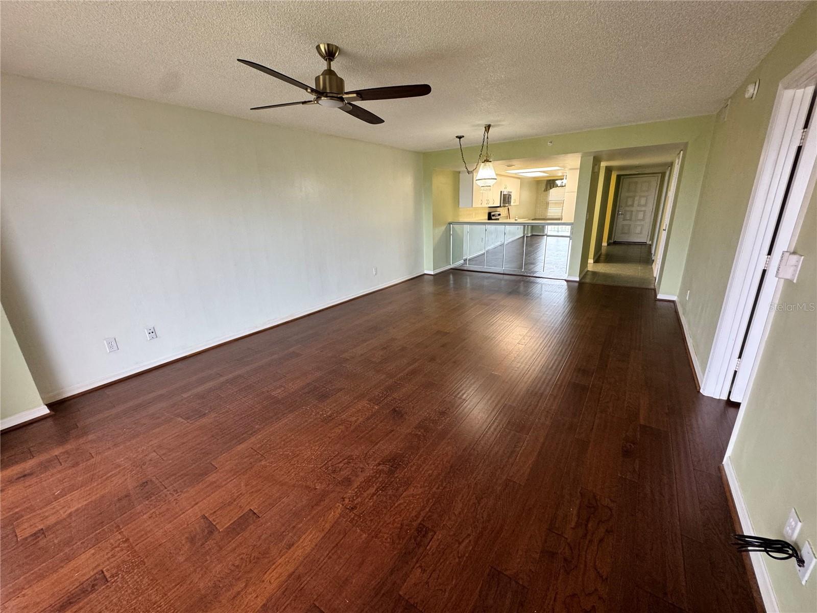 4 Oceans West Blvd #606d Property Photo 8