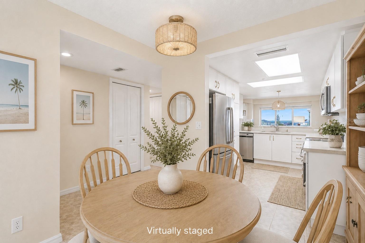 4 Oceans West Blvd #606d Property Photo 9