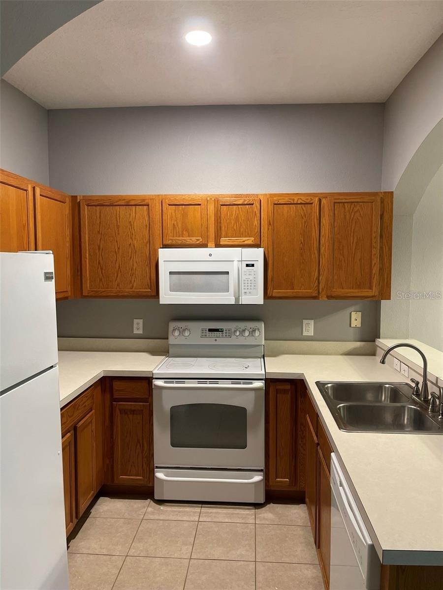 16265 Old Ash Loop Property Photo 3