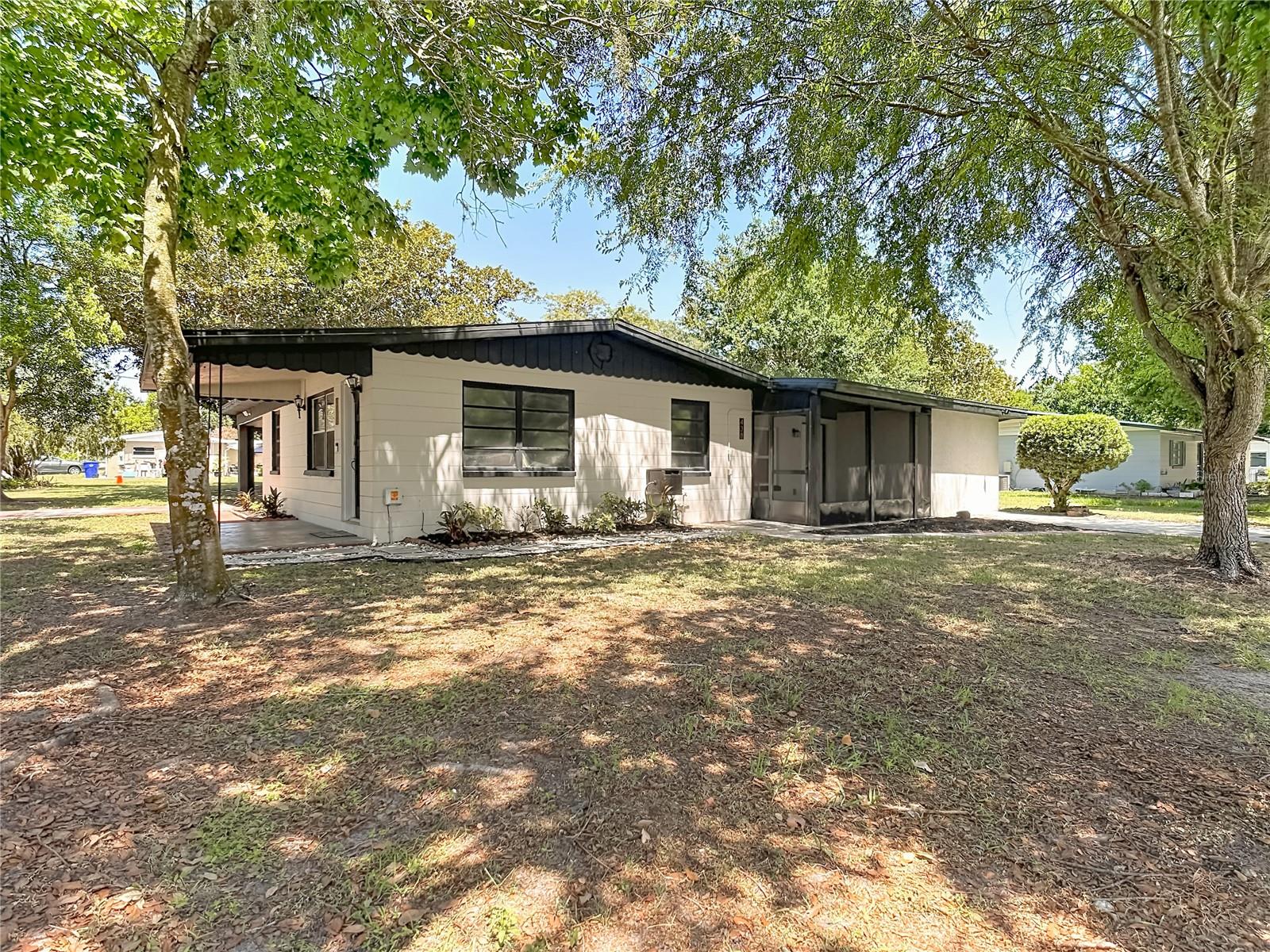 438 California Ave Property Photo 22