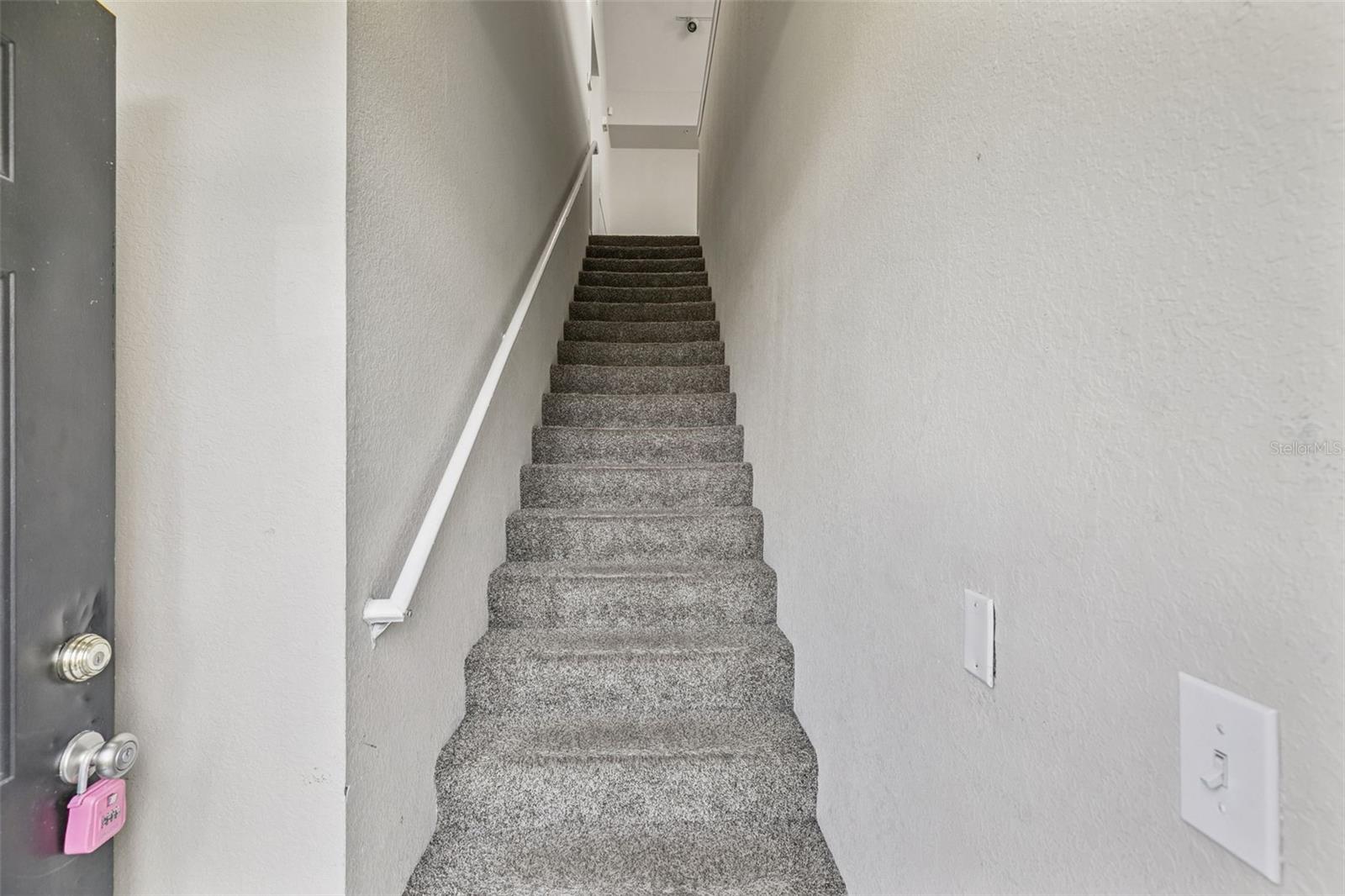 9125 Lee Vista Blvd #704 Property Photo 3