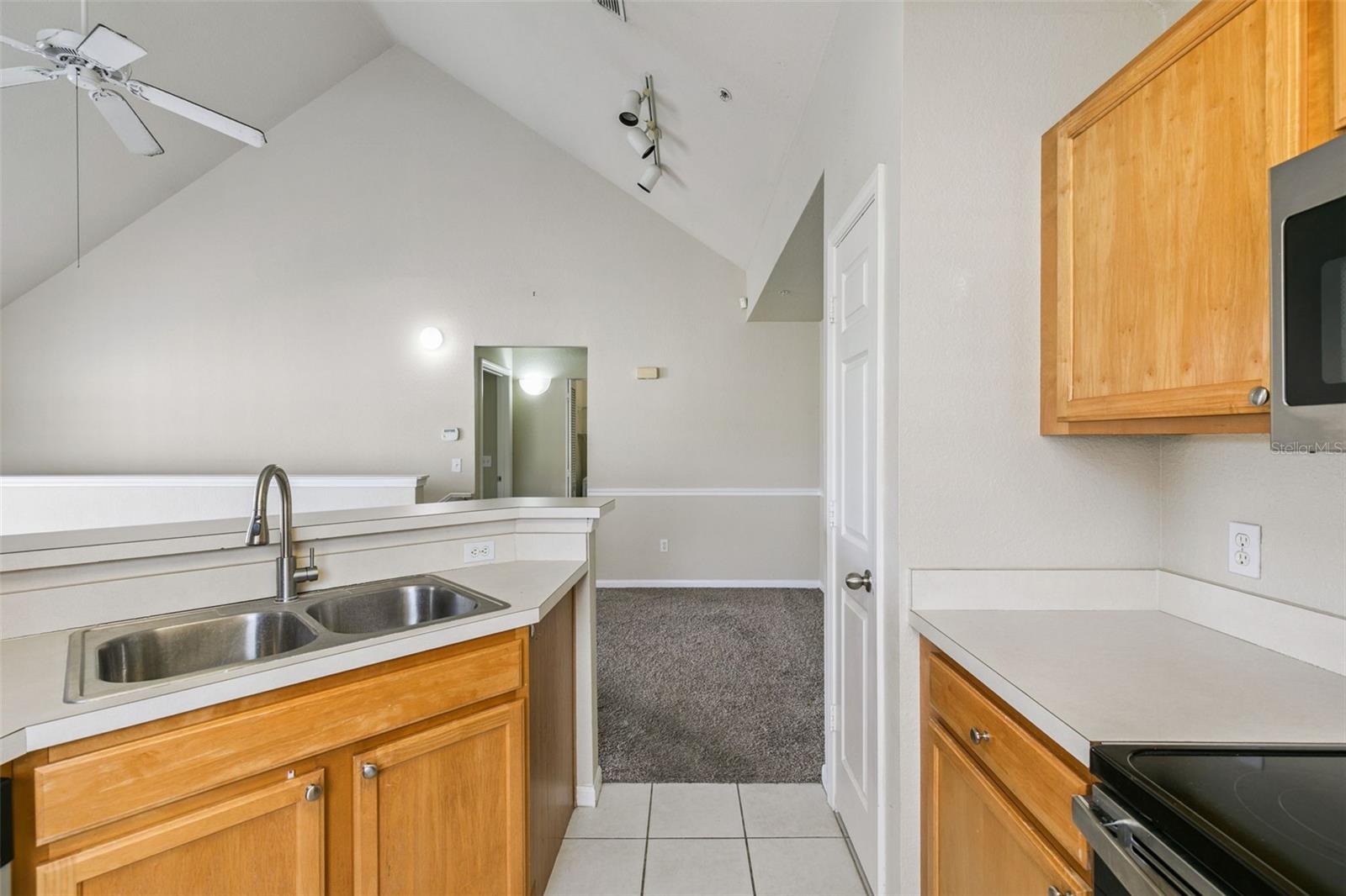 9125 Lee Vista Blvd #704 Property Photo 12
