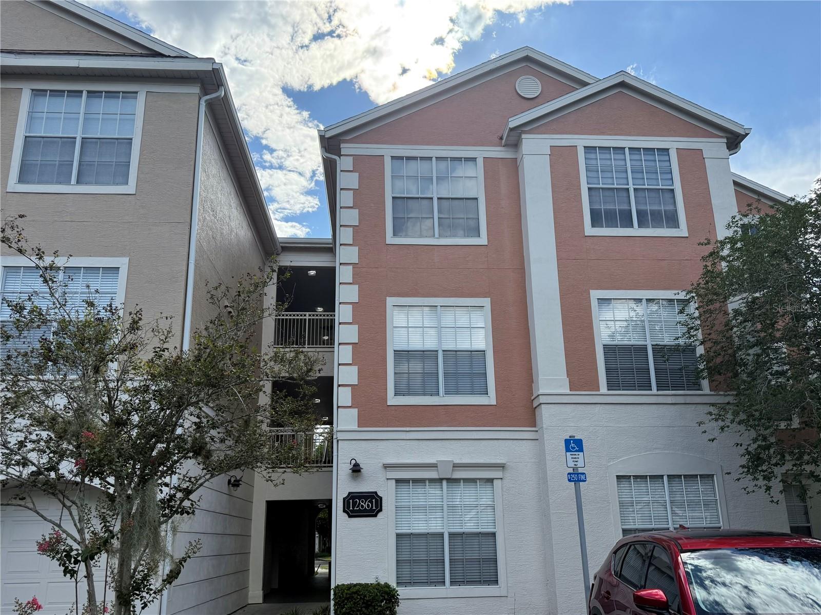 12861 Madison Pointe Cir #106 Property Photo 1