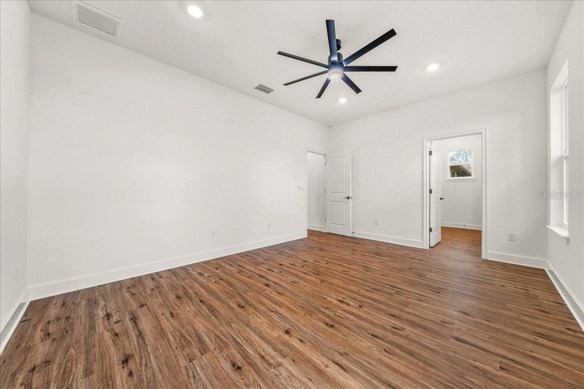 10459 Abbeville St Property Photo 28
