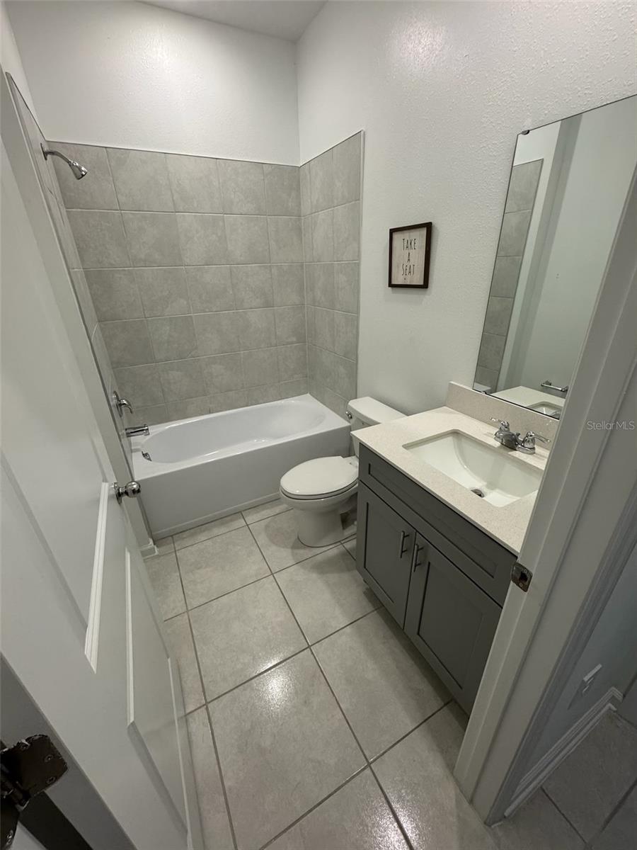 1433 Deepwater Cir #a Property Photo 8