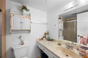 O6421184 Property Photo 10