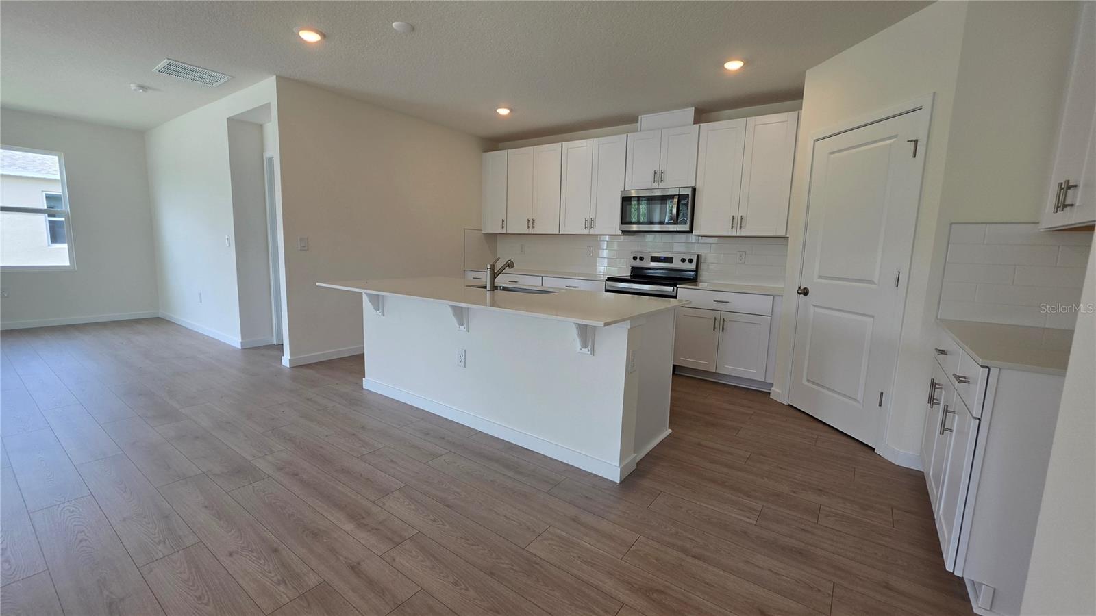 5851 Cool Spring Cv Property Photo 4
