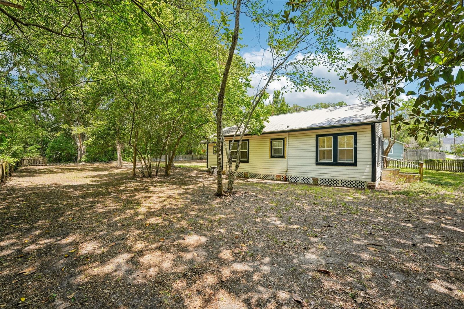 14306 Nw 145th Ter Property Photo 19