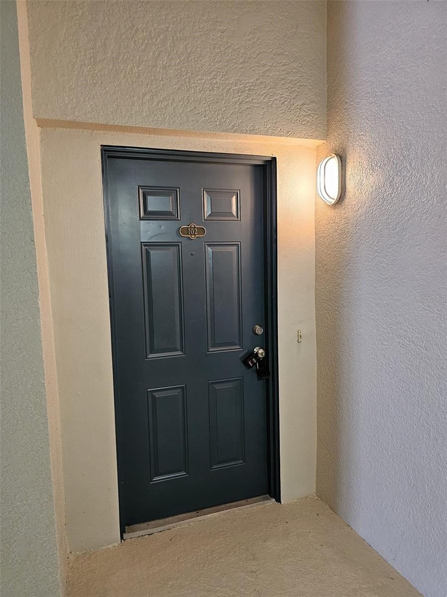 3321 Whitestone Cir #102 Property Photo 2