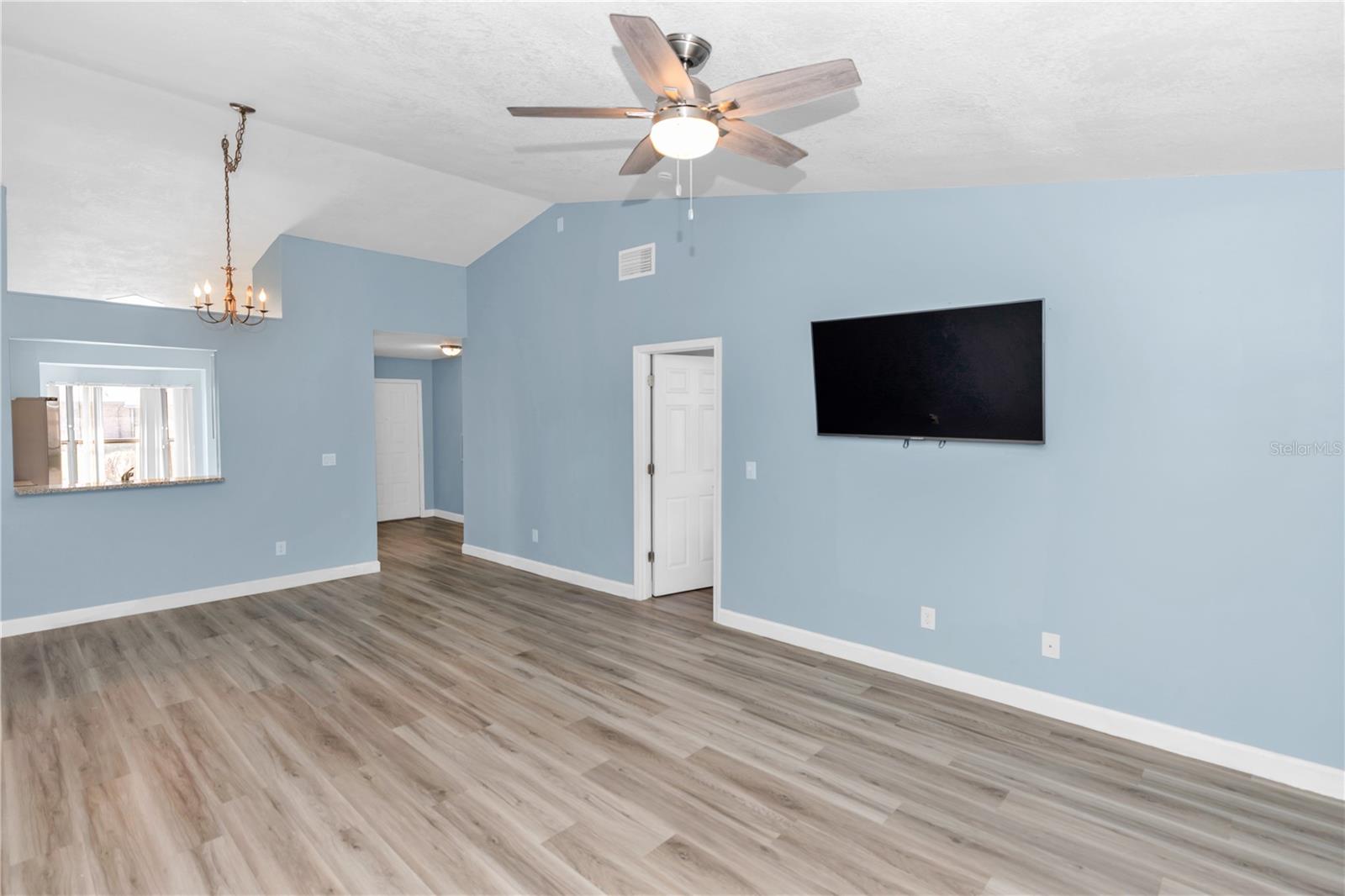 2501 King Oak Cir Property Photo 11