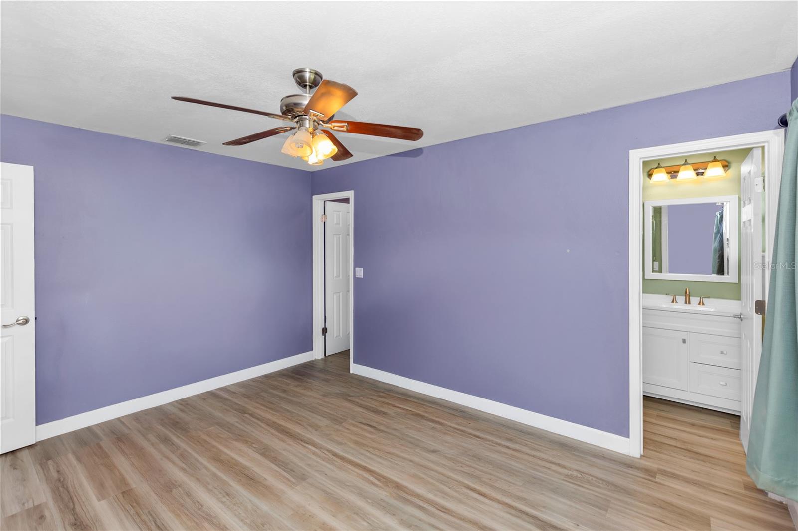 2501 King Oak Cir Property Photo 15