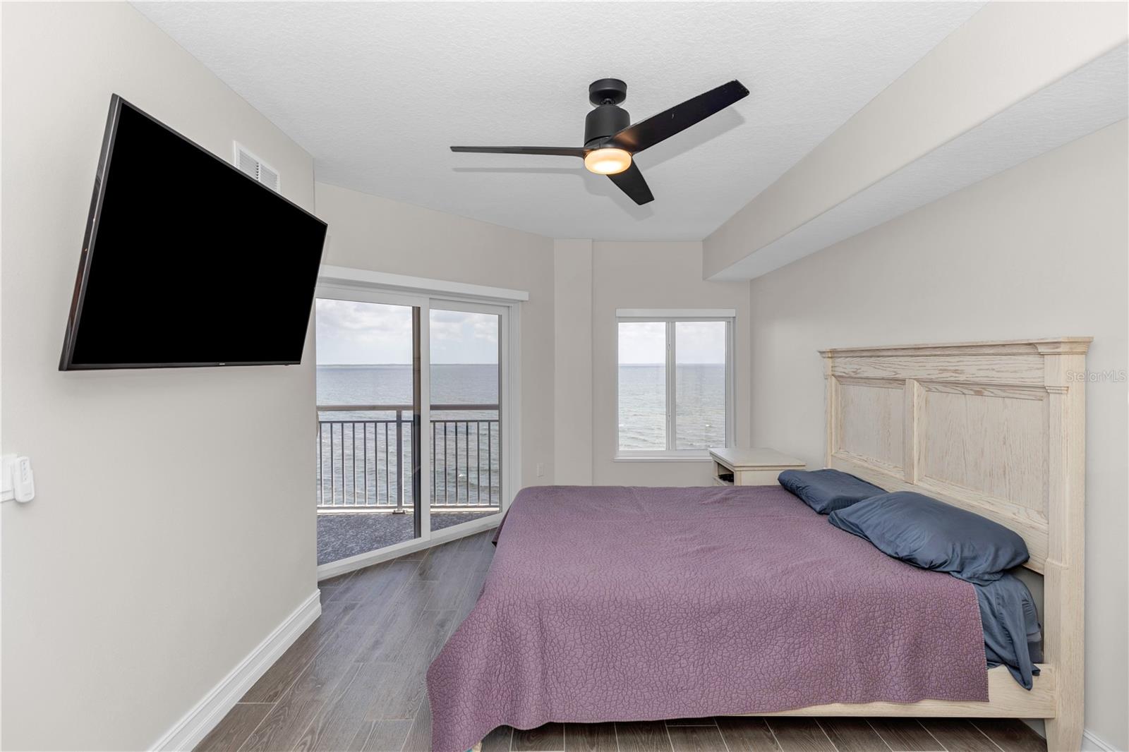 1805 Riverside Dr #506 Property Photo 15