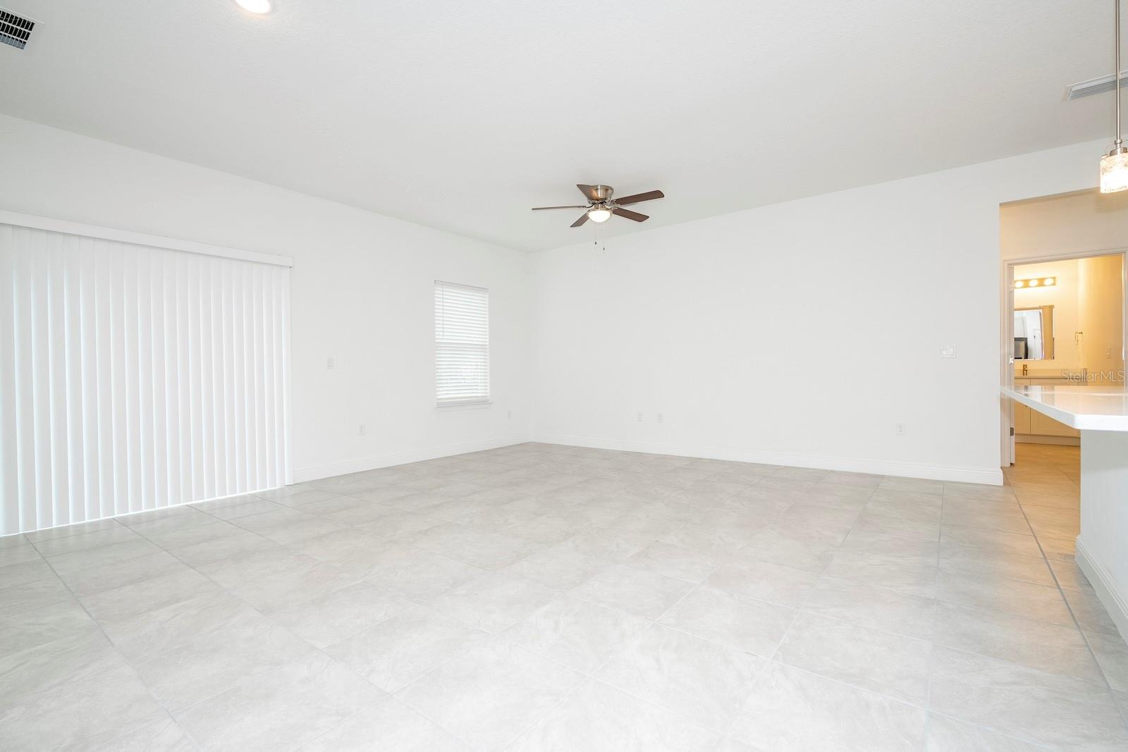 13334 Sw 29th Cir Property Photo 7