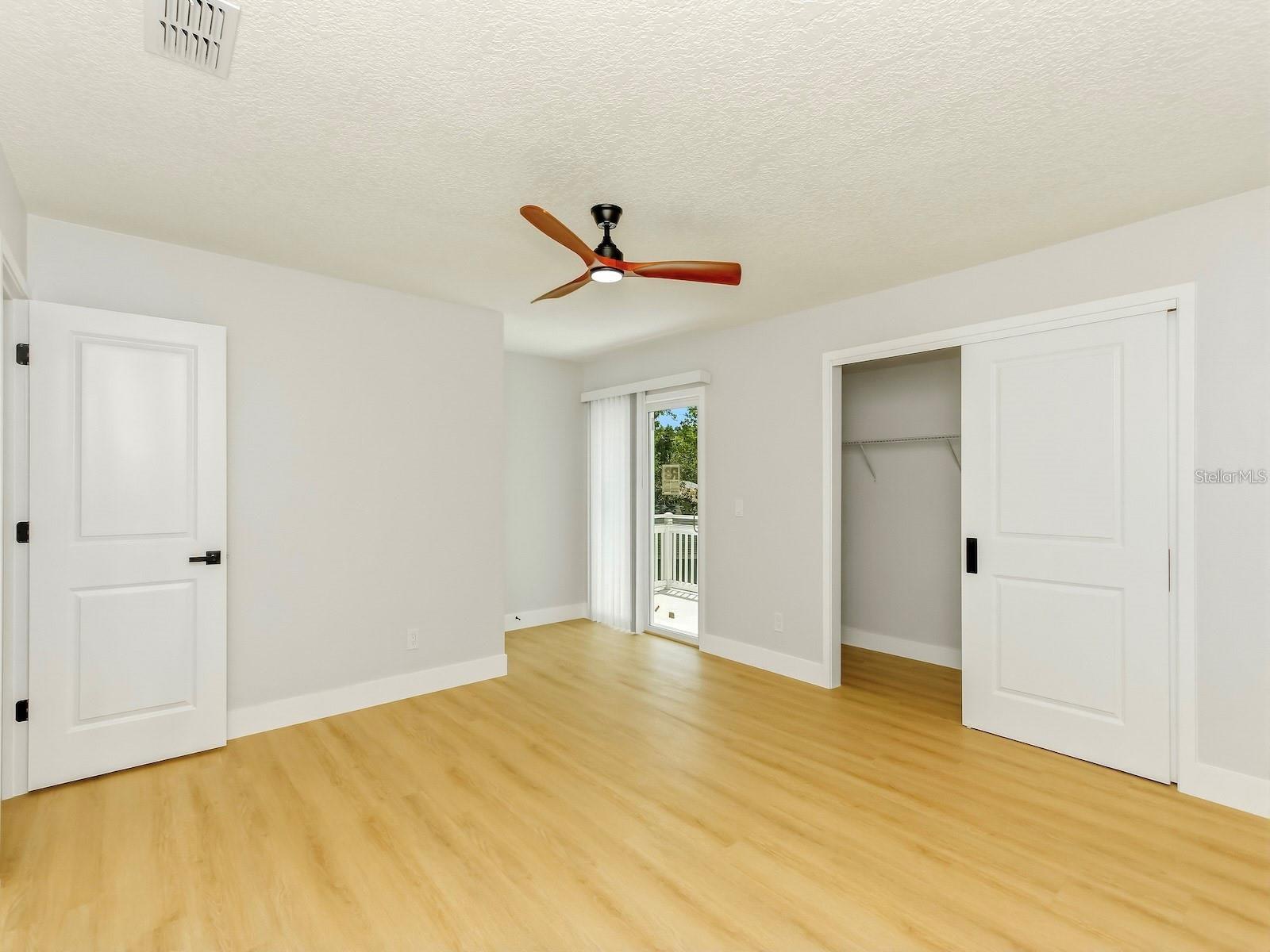 3058 Graceland Ct Property Photo 21
