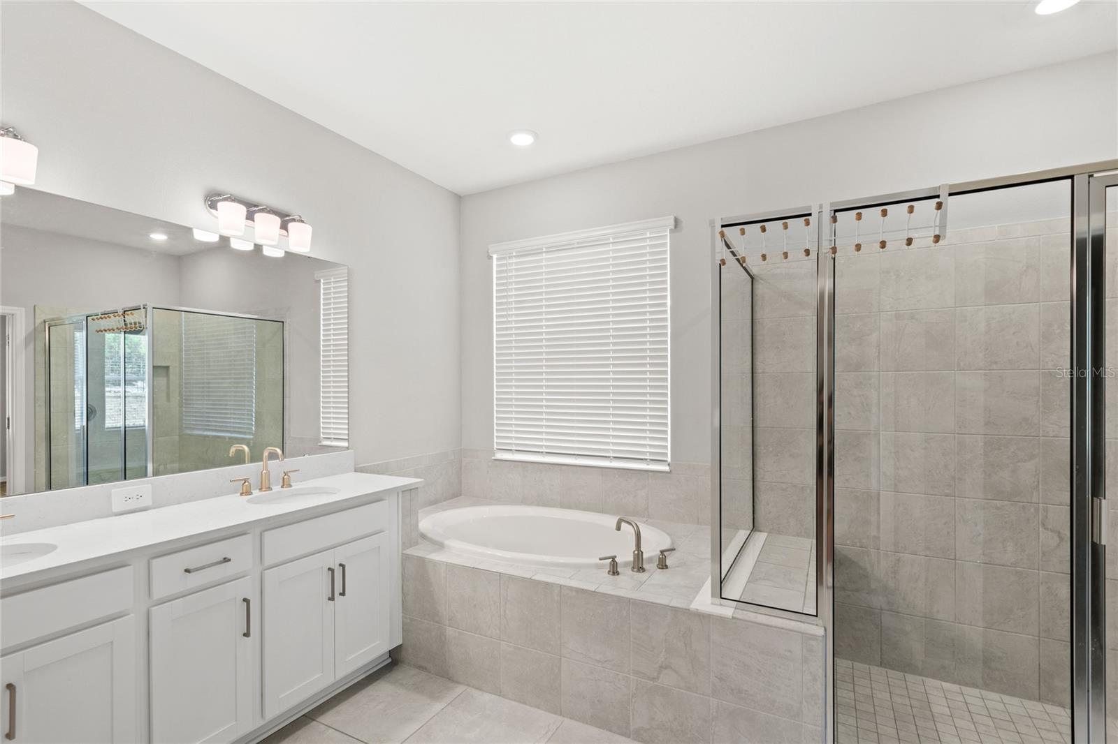 2146 Ridge Pointe Ln Property Photo 25