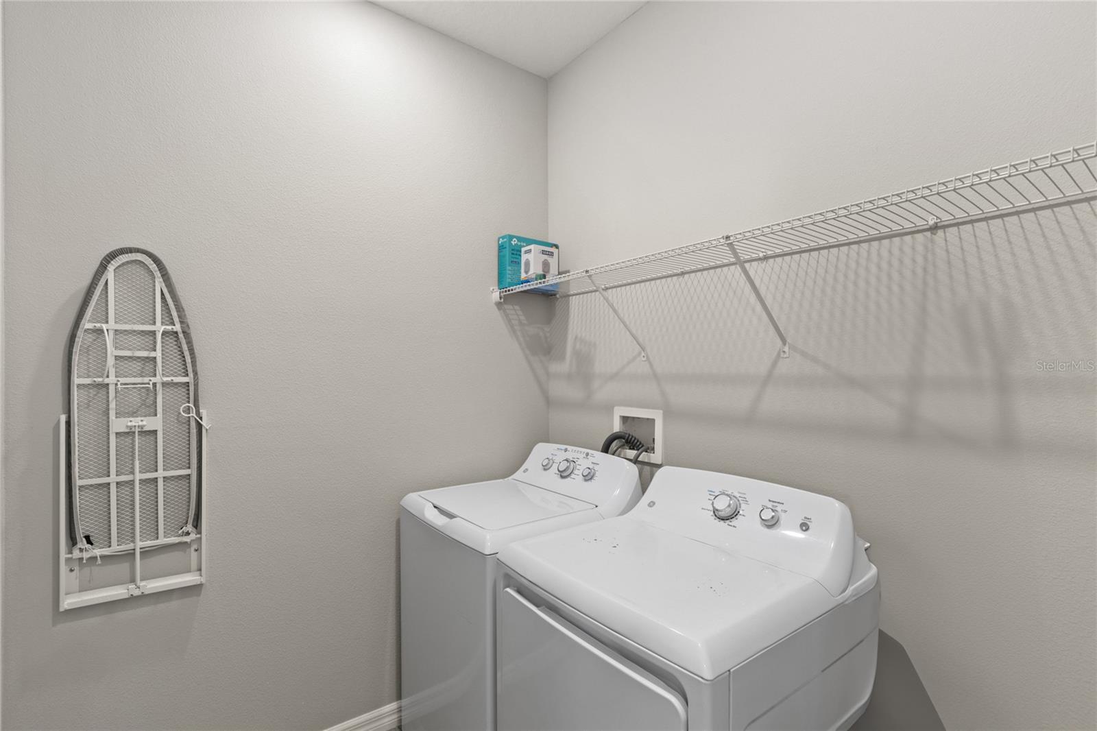 2146 Ridge Pointe Ln Property Photo 32