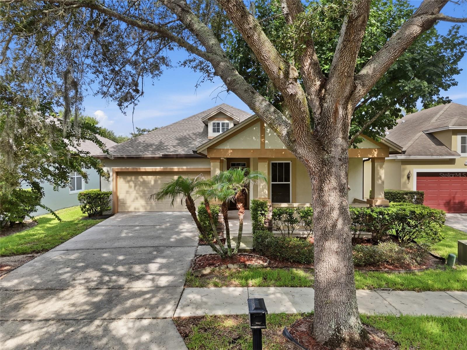 13137 Penshurst Ln Property Photo 1