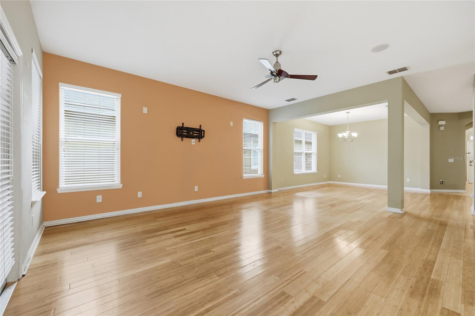 13137 Penshurst Ln Property Photo 17