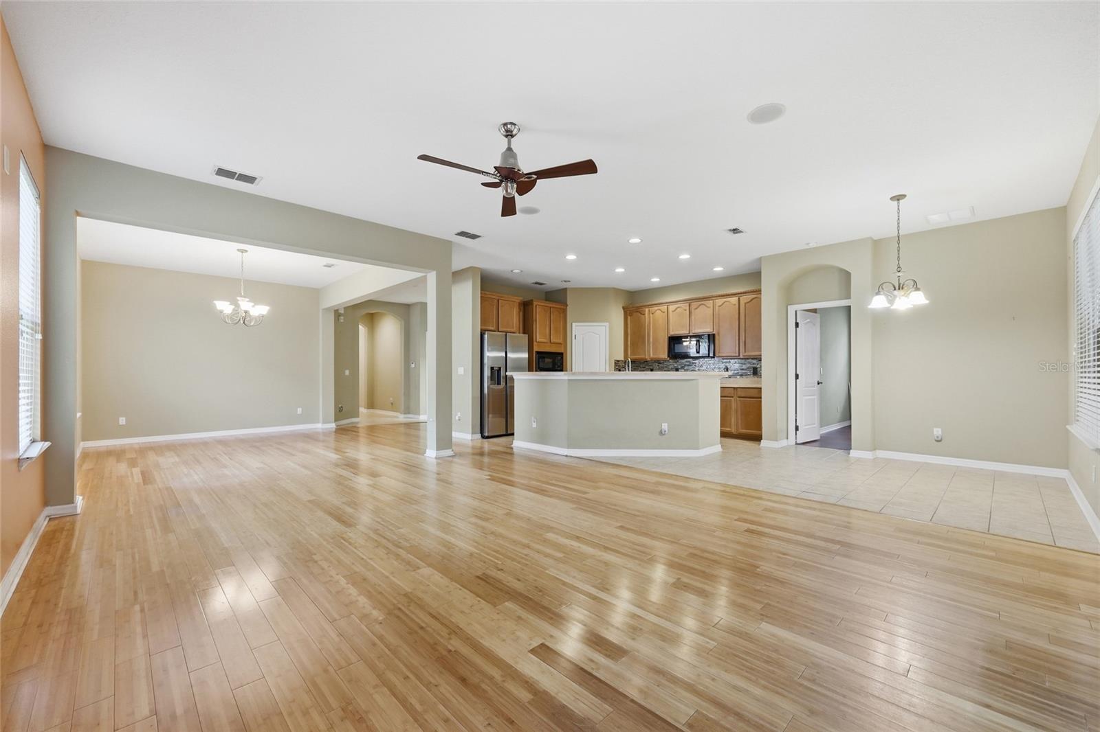 13137 Penshurst Ln Property Photo 18