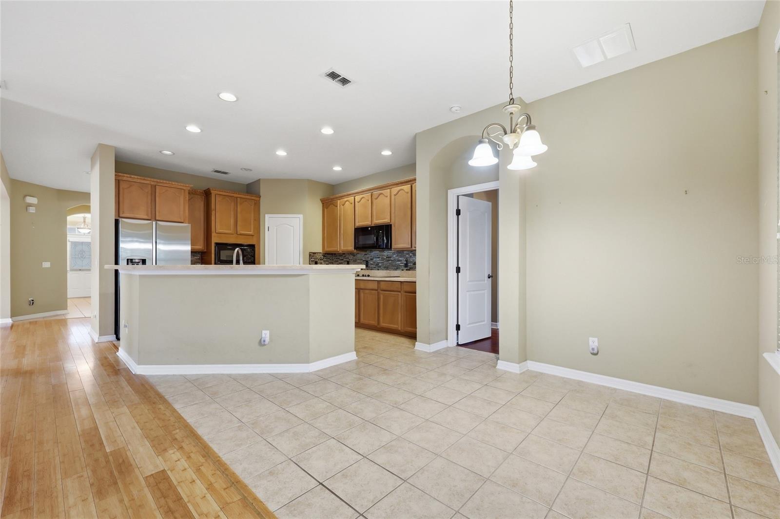 13137 Penshurst Ln Property Photo 21