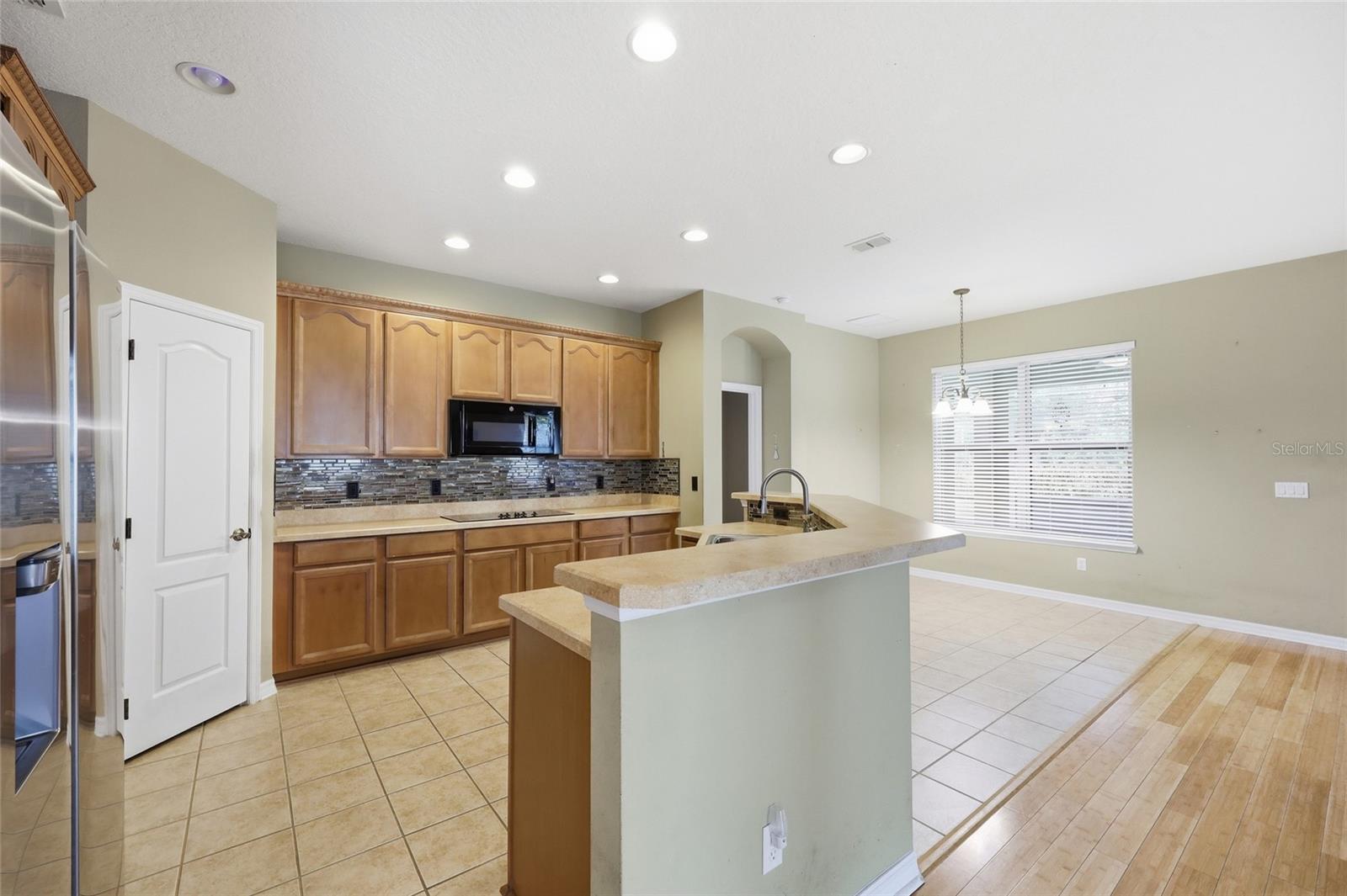 13137 Penshurst Ln Property Photo 23