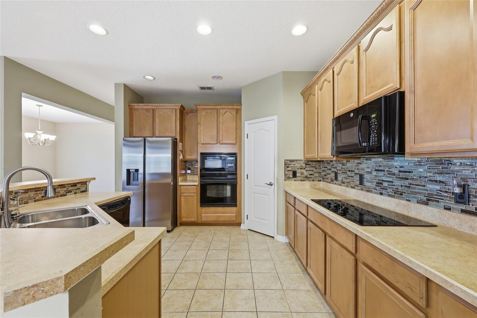 13137 Penshurst Ln Property Photo 25