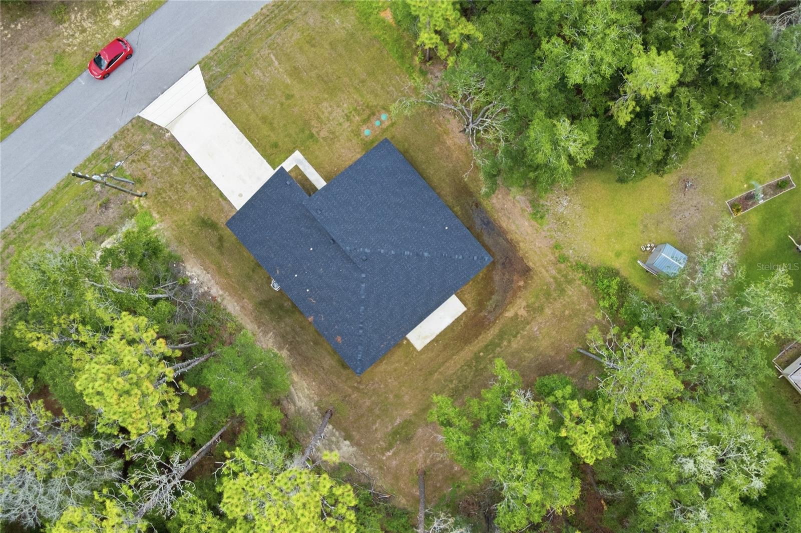 8809 N Circular Way Property Photo 6