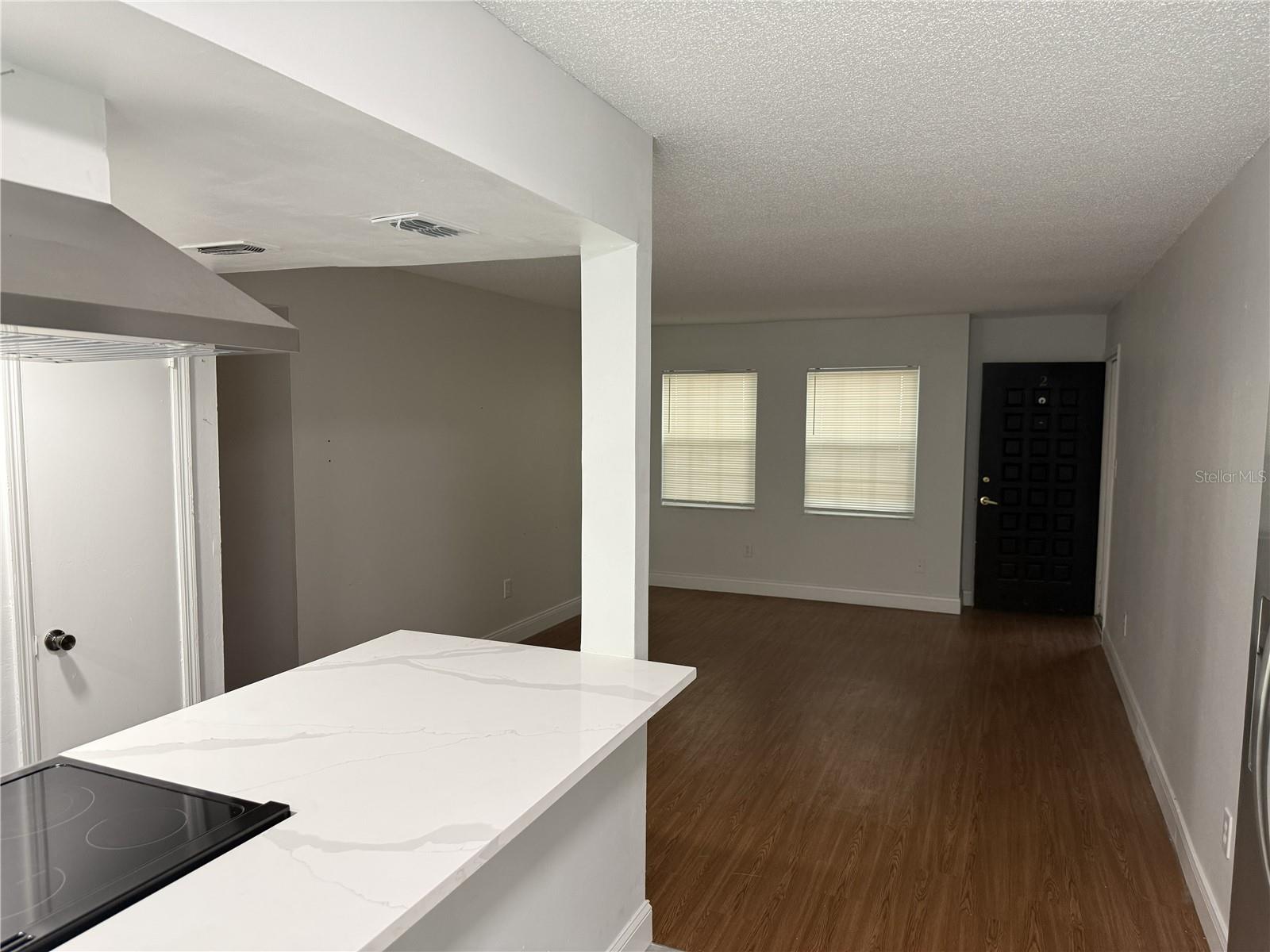 726 Edgewater Dr #2 Property Photo 13