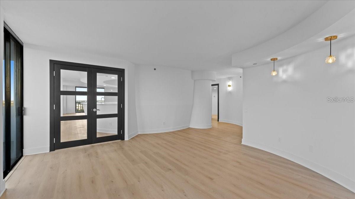 400 E Colonial Dr #1606 Property Photo 22