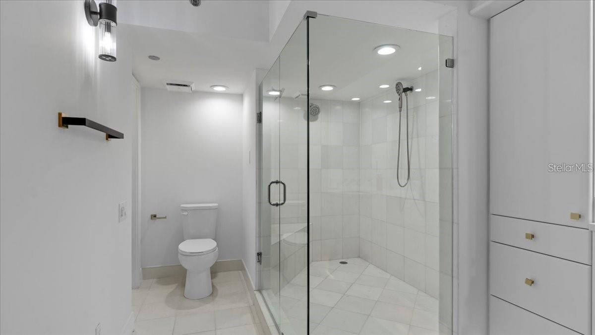 400 E Colonial Dr #1606 Property Photo 29