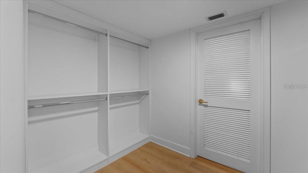 400 E Colonial Dr #1606 Property Photo 31