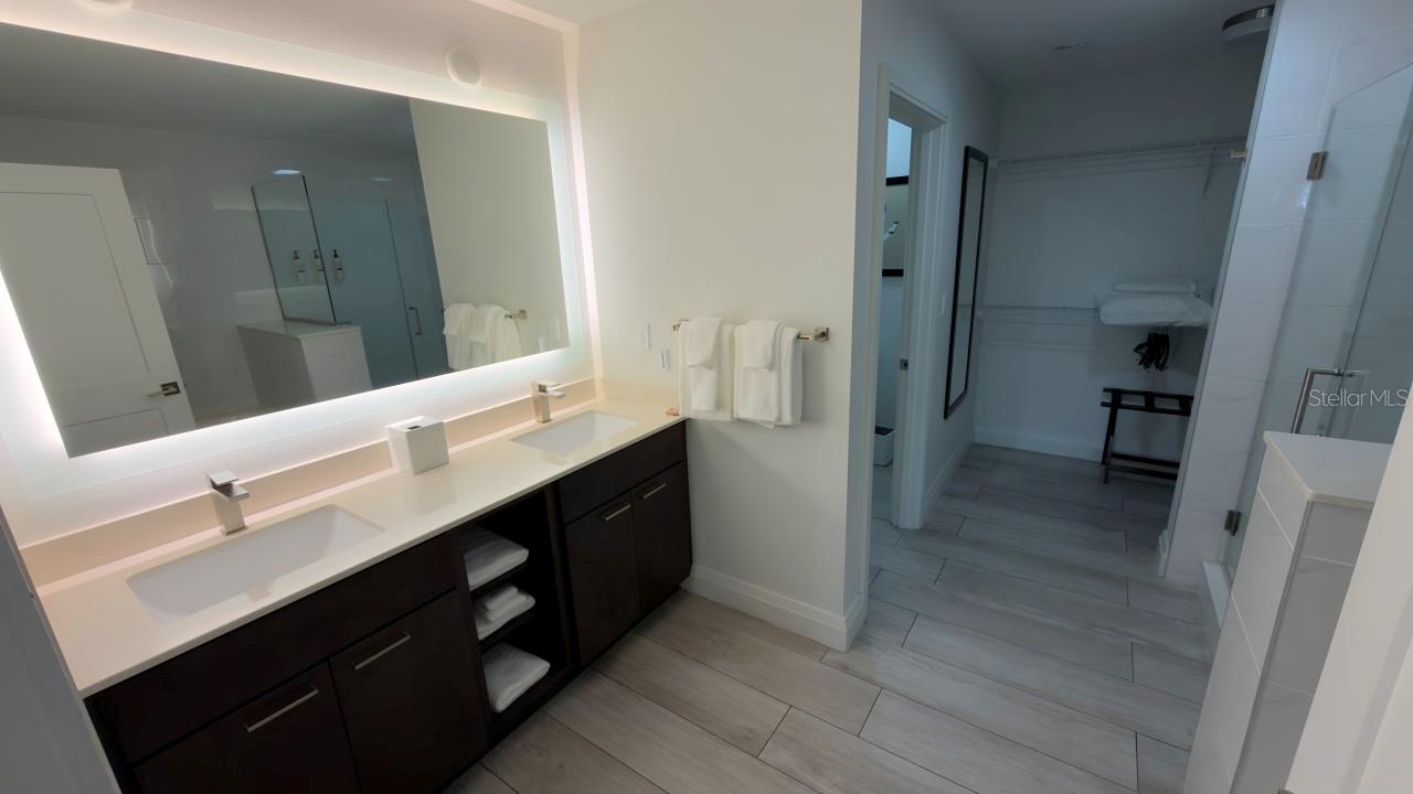 14501 Grove Resort Ave #3303 Property Photo 24