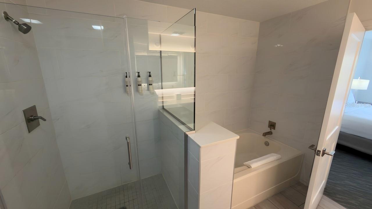 14501 Grove Resort Ave #3303 Property Photo 26