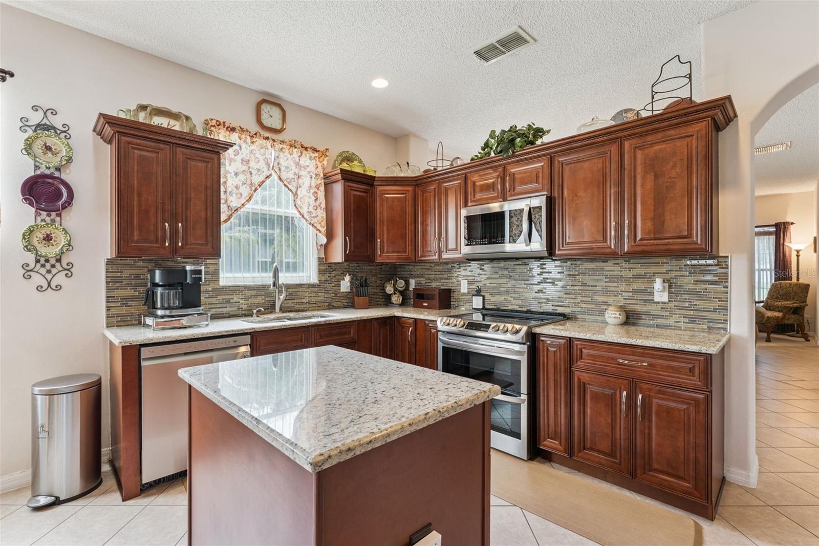 9955 Medallion Bluff Ln Property Photo 10