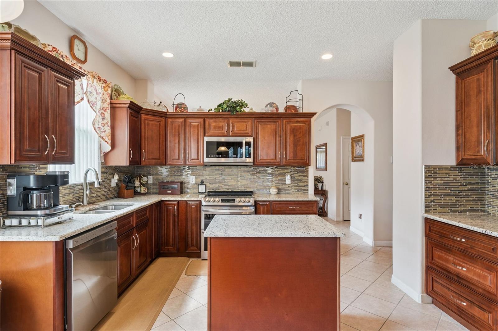 9955 Medallion Bluff Ln Property Photo 11