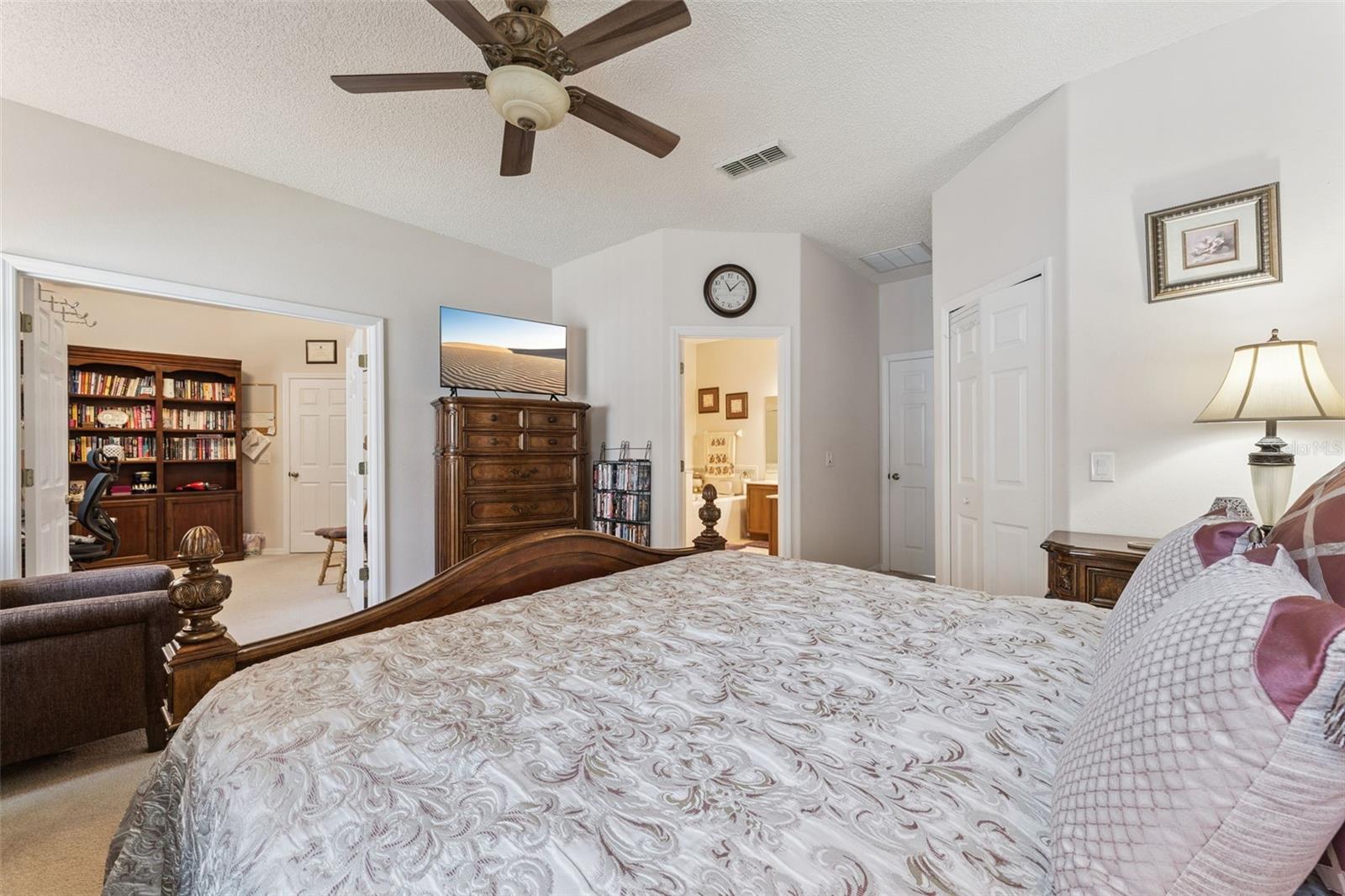 9955 Medallion Bluff Ln Property Photo 20