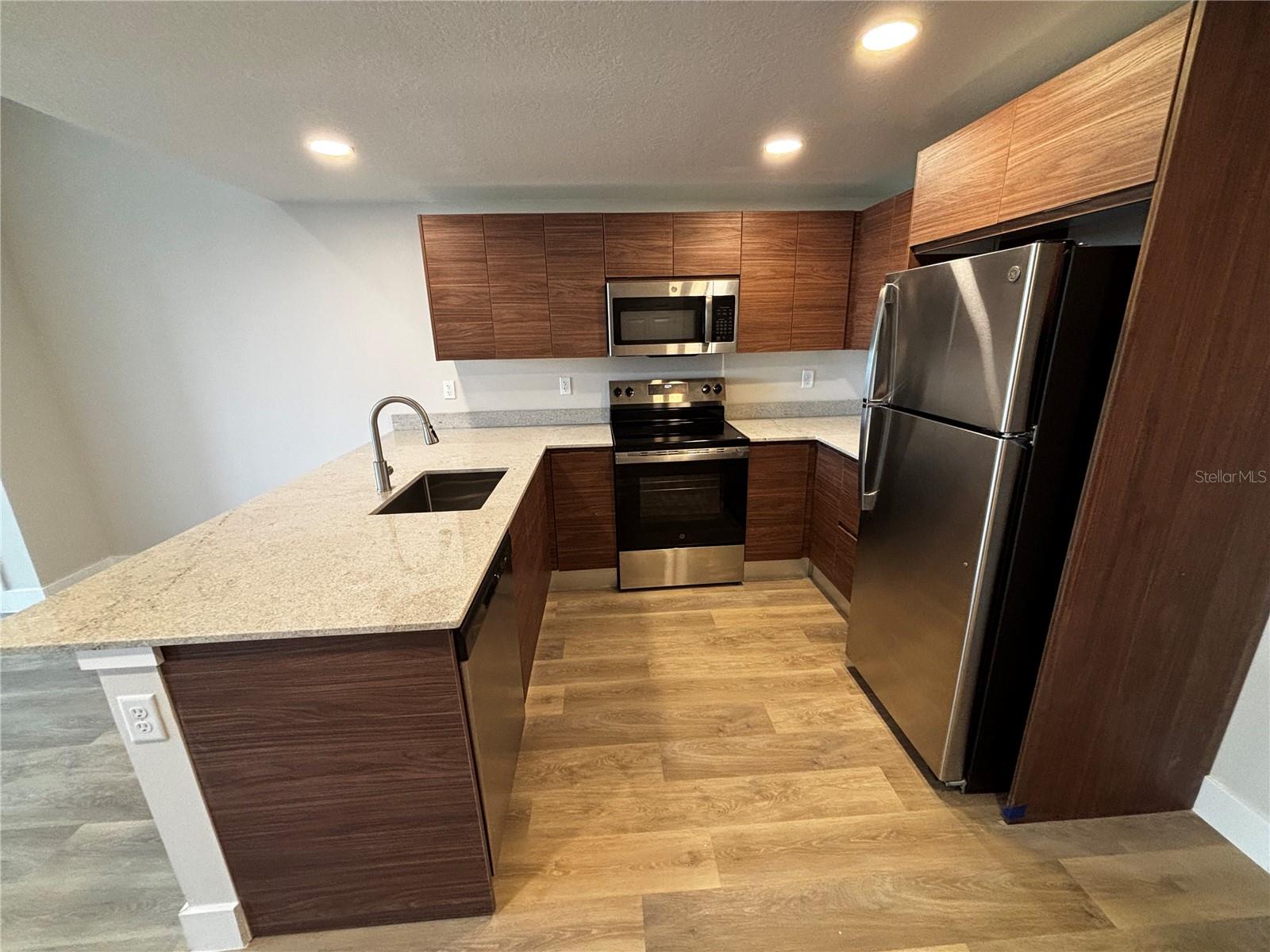 4424 S Texas Ave #304 Property Photo 1