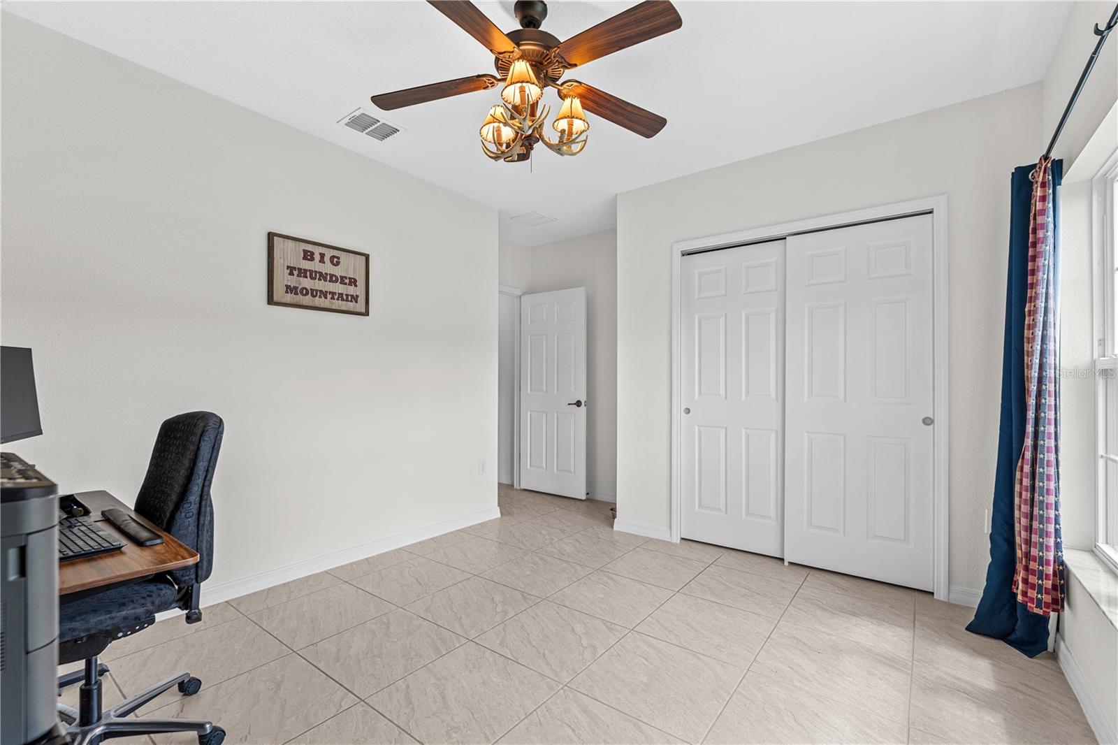 4851 Pearl Lake Ct Property Photo 30