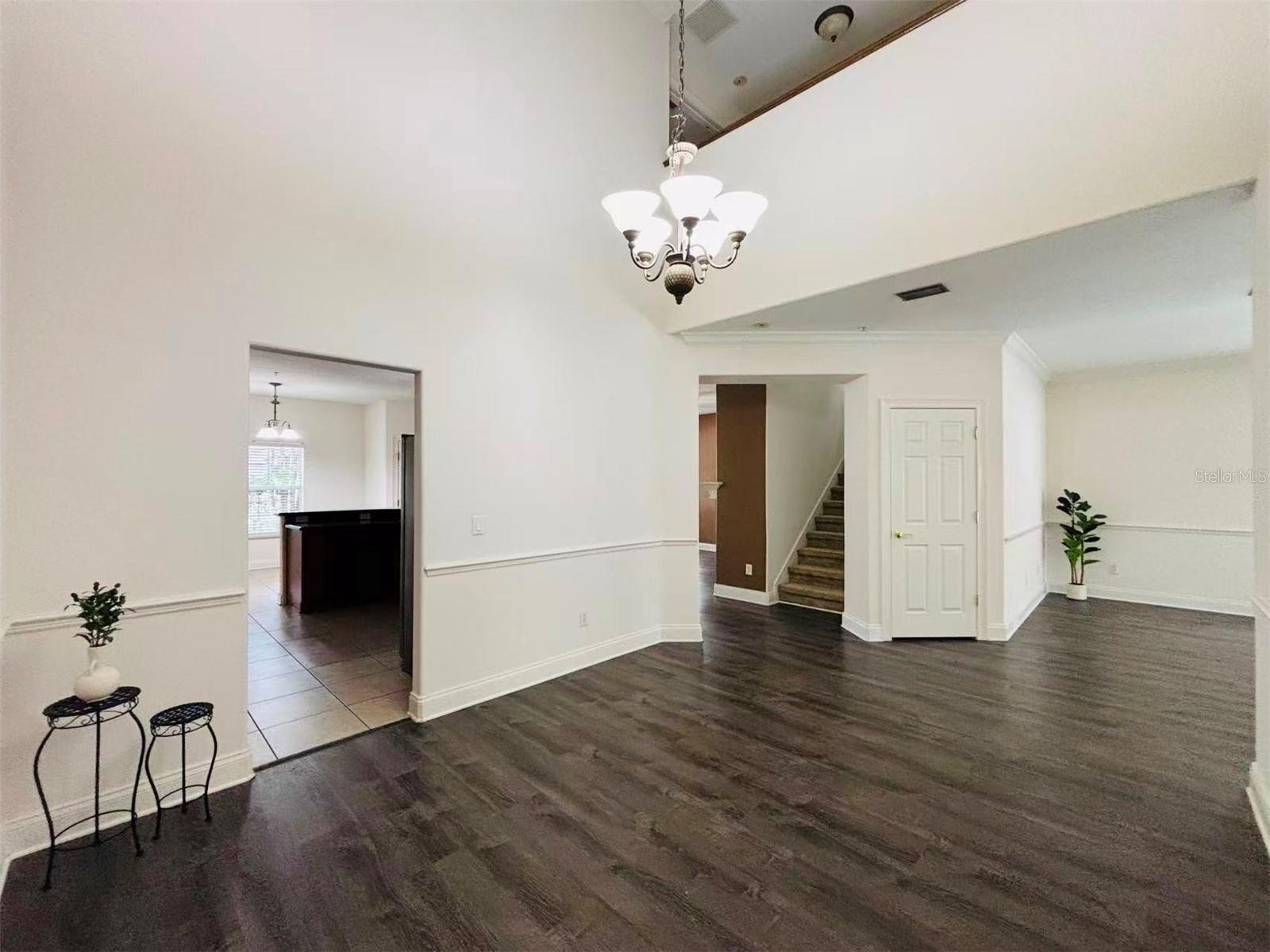 7174 Regina Way Property Photo 7