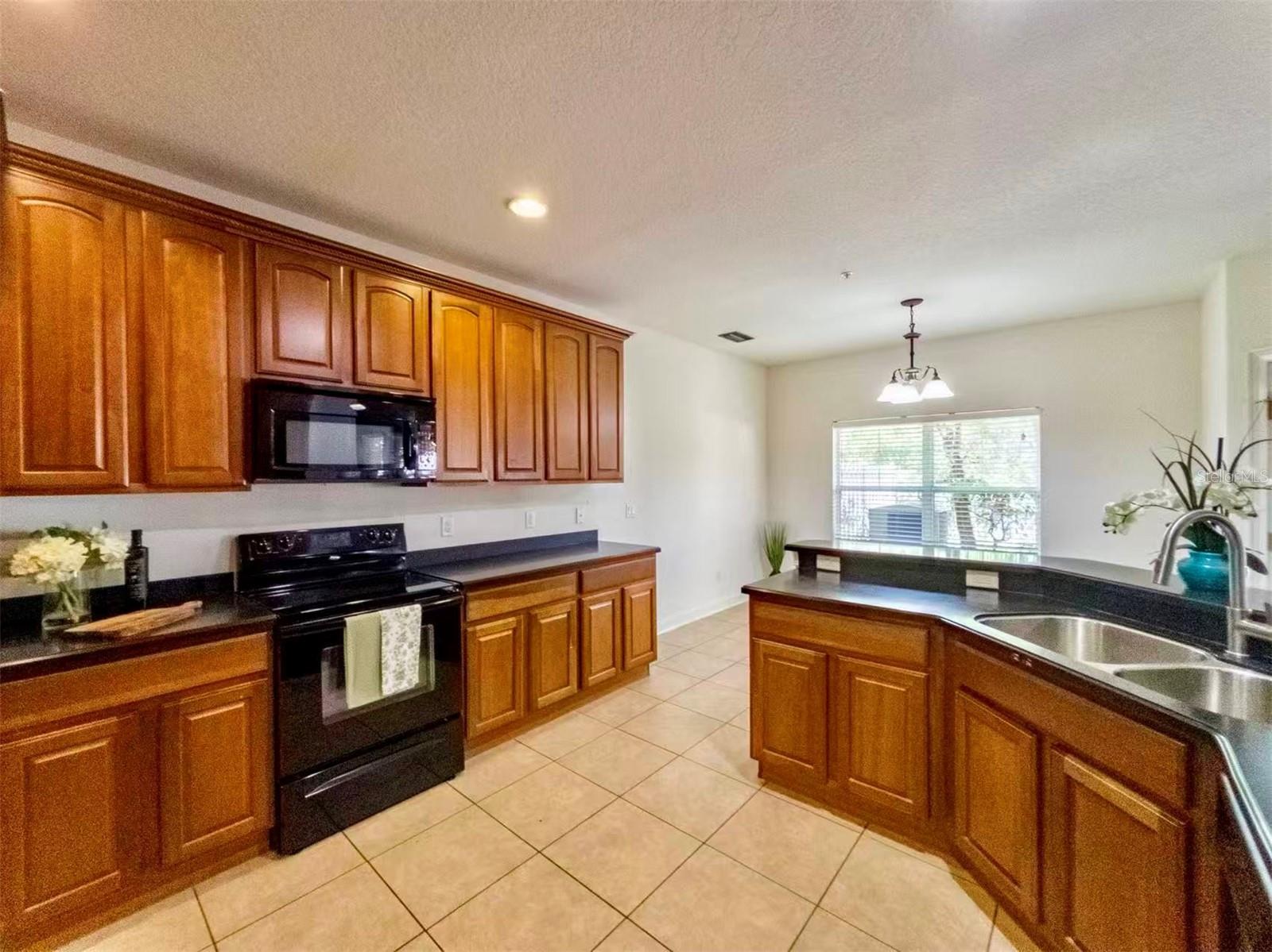 7174 Regina Way Property Photo 11