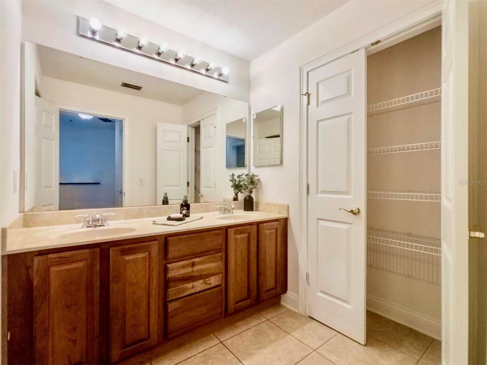 7174 Regina Way Property Photo 25