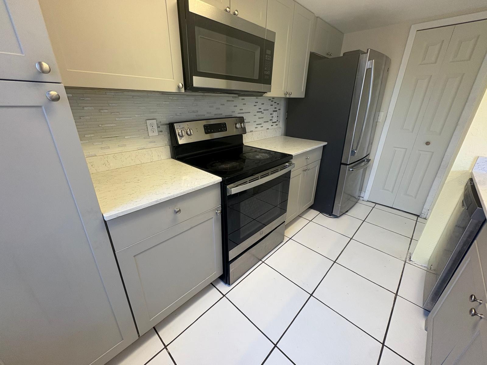 4033 Henley Rd #1707 Property Photo 15