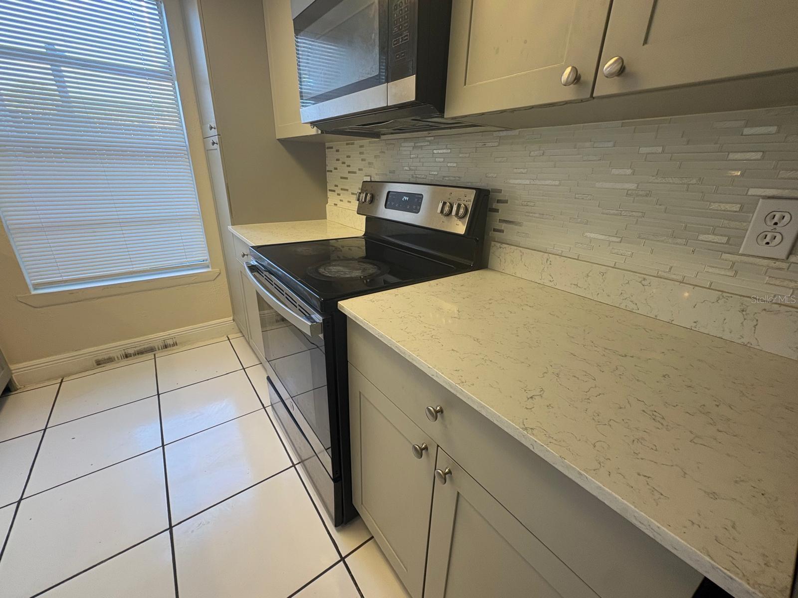 4033 Henley Rd #1707 Property Photo 21