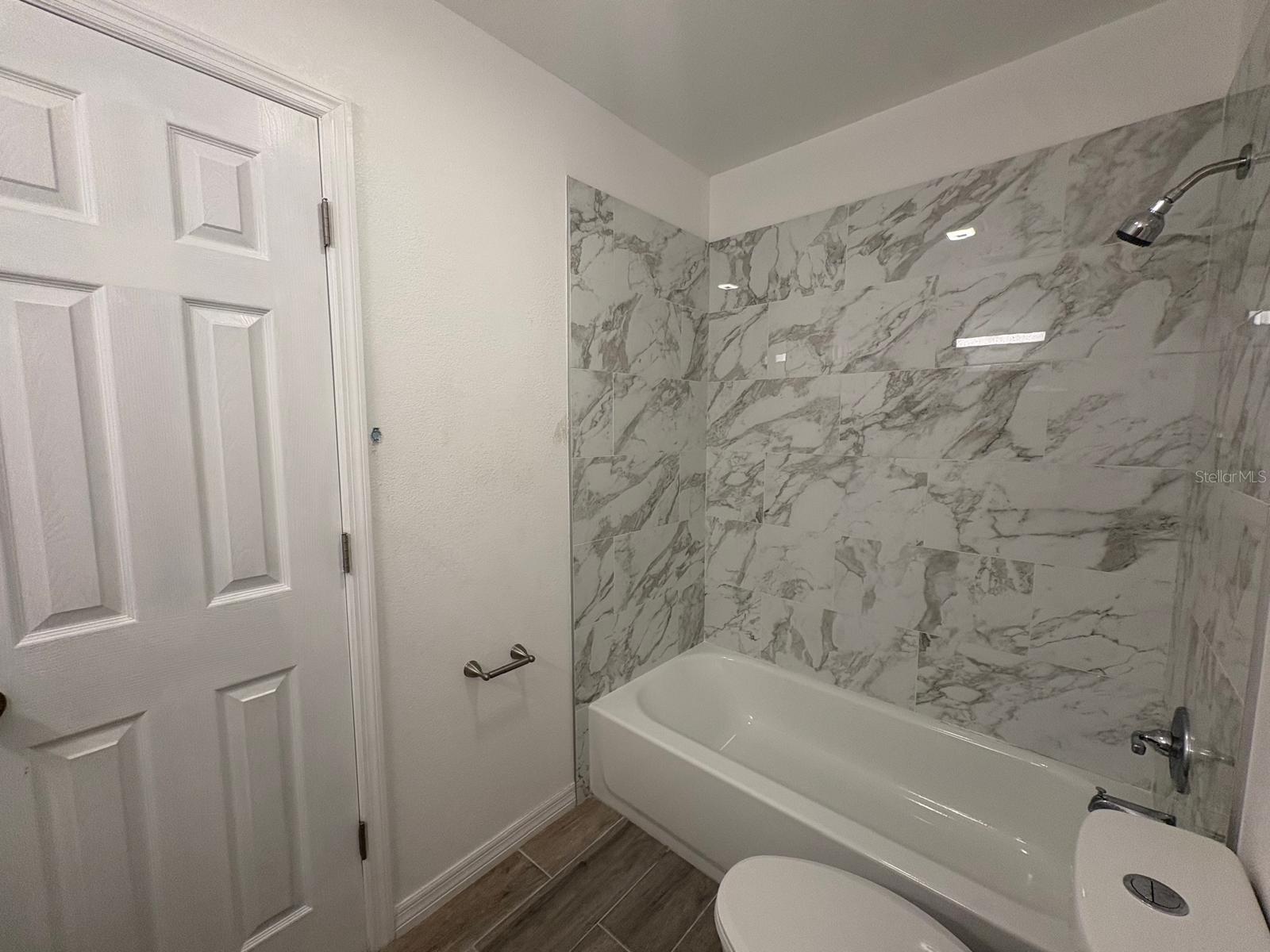 4033 Henley Rd #1707 Property Photo 32
