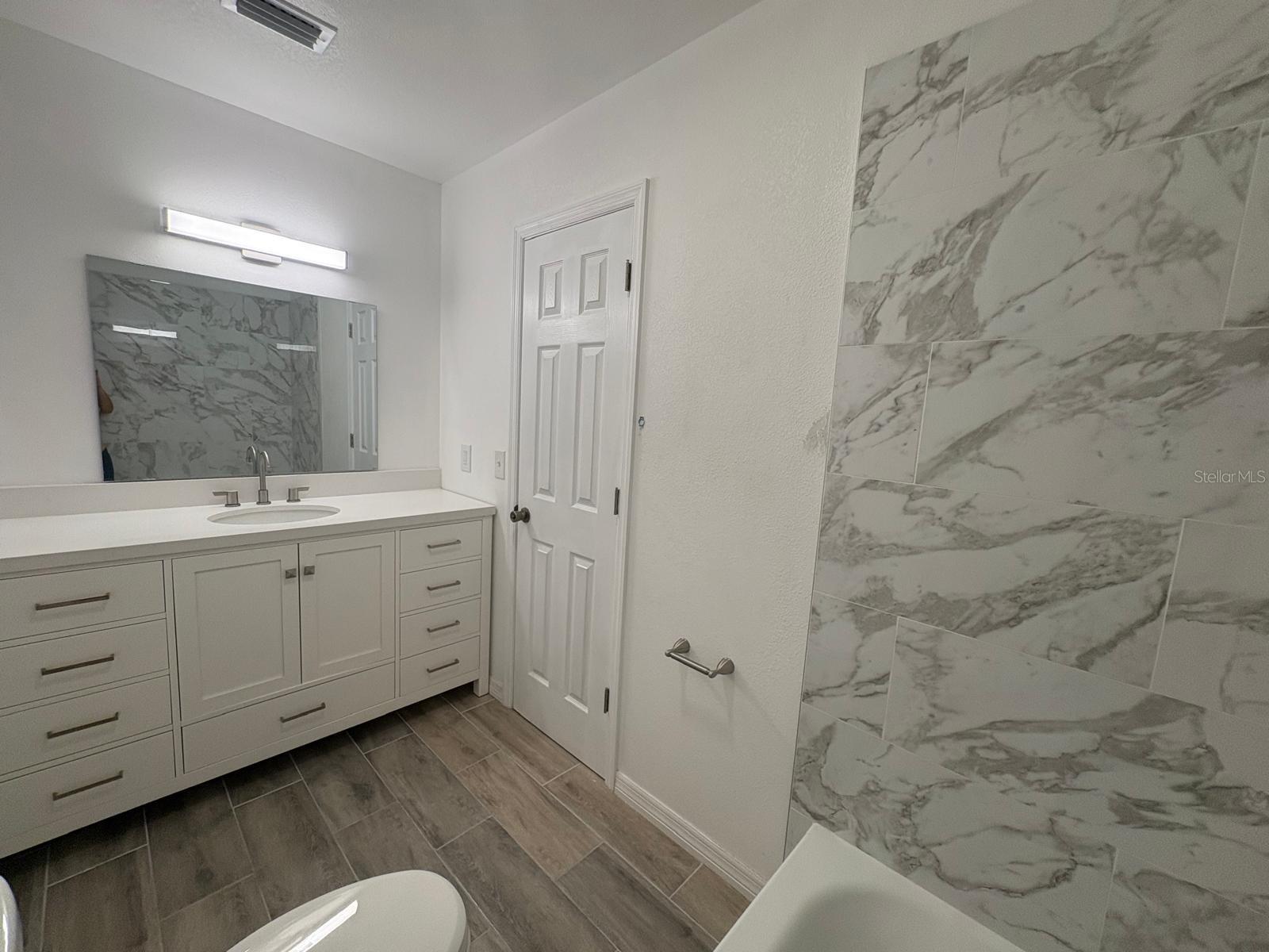 4033 Henley Rd #1707 Property Photo 33